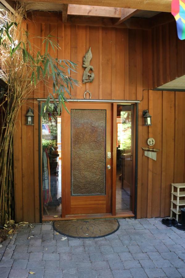 Five Elements Lodge B&B With Outdoor Spa Fernwood Экстерьер фото