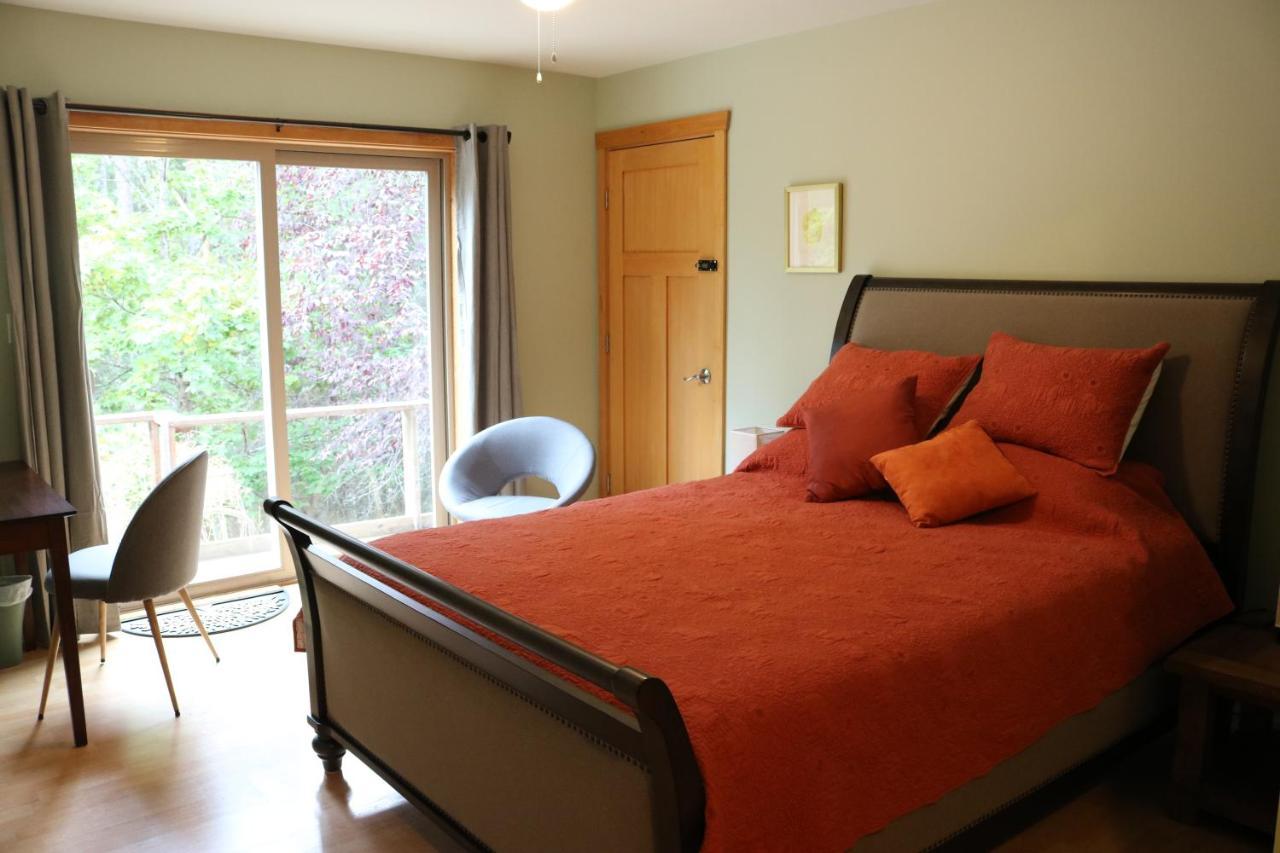 Five Elements Lodge B&B With Outdoor Spa Fernwood Экстерьер фото